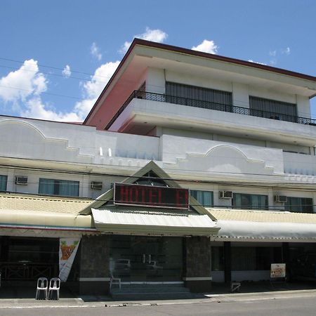 Hotel Elena Davao Экстерьер фото